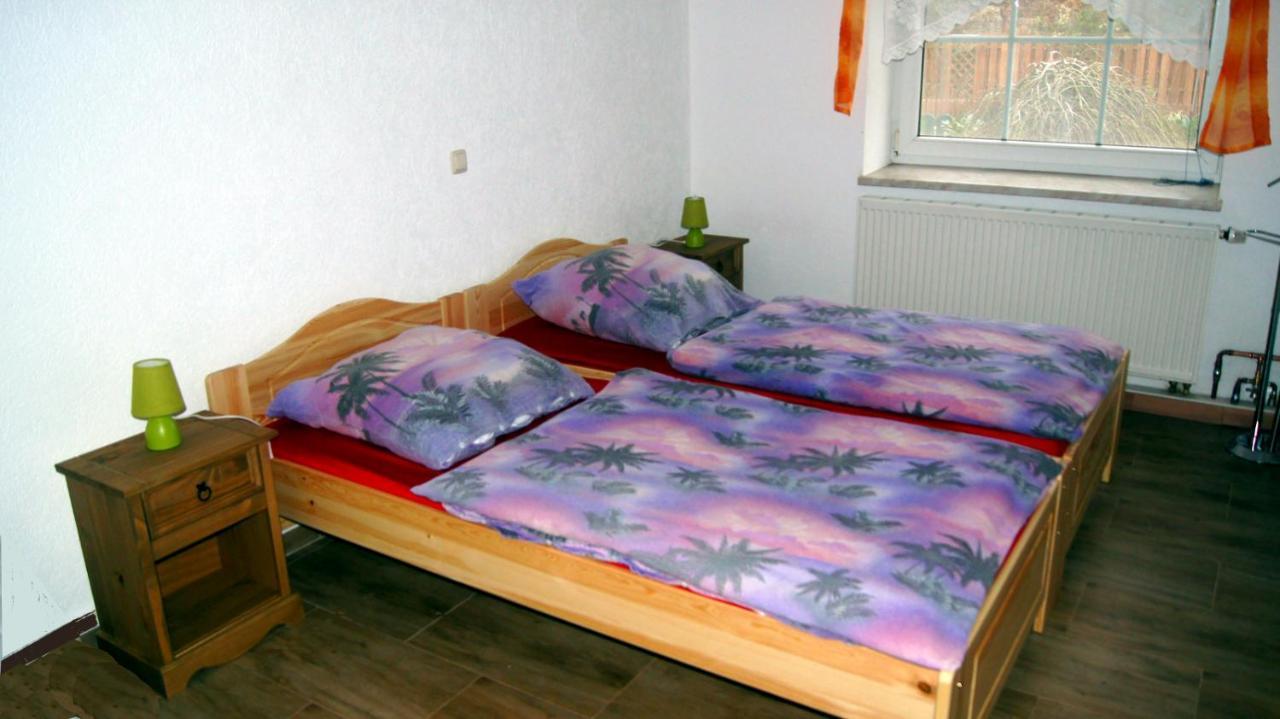 גרימה Gaestewohnung Am Thuemmlitzwald מראה חיצוני תמונה